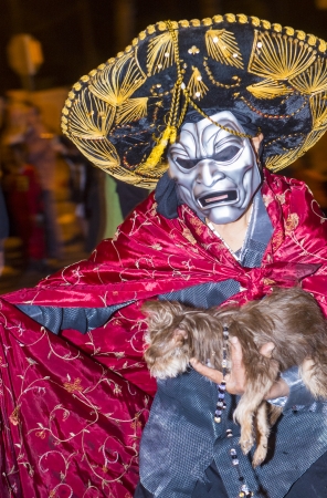 LAS VEGAS - OCT 31 : An unidentified participant at the annual Las Vegas Halloween parade held in Las Vegas , Nevada on October 31 , 2013のeditorial素材