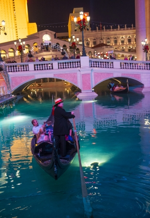 LAS VEGAS - NOV 15 : The Venetian hotel and replica of a Grand canal in Las Vegas on November 15, 2013. With more than 4000 suites it`s one of the most famous hotels in the worldのeditorial素材