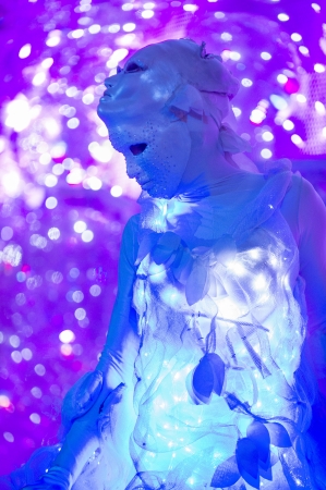 LAS VEGAS - DEC 30 : Performer with Venetian style mask at the Carnival experience festival in the Venetian Hotel in Las Vegas on December 30 , 2013. のeditorial素材