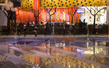 LAS VEGAS - JAN 13 : The interior of Aria Resort and Casino in Las Vegas on January 13 2014. The Aria was opened on 2009 and is the world's largest hotel to receive LEED Gold certificationのeditorial素材