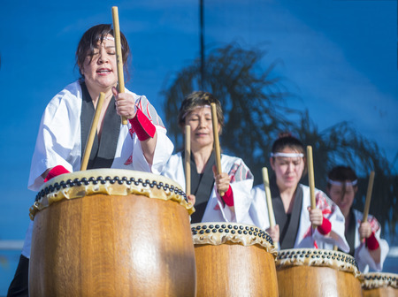 LAS VEGAS - FEB 09 : Japanese Taiko drummers perform at the Chinese New Year celebrations held in Las Vegas , Nevada on February 09 2014のeditorial素材