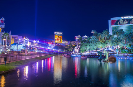 LAS VEGAS - MARCH 15 : View of the strip on March 15 , 2014 in Las Vegas. The Las Vegas Strip is an approximately 4.2-mile (6.8 km) stretch of Las Vegas Boulevard in Clark County, Nevada.のeditorial素材