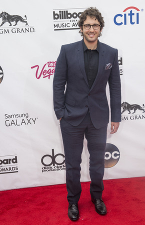 LAS VEGAS - MAY 18 : Singer/songwriter Josh Groban attend the 2014 Billboard Music Awards at the MGM Grand Garden Arena on May 18 , 2014 in Las Vegas.のeditorial素材