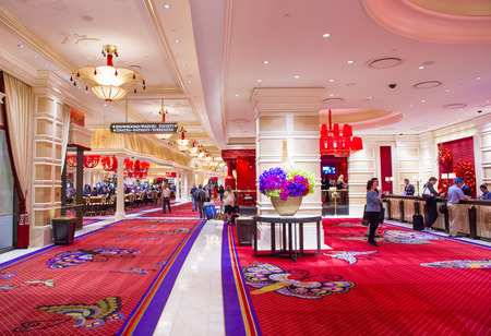 LAS VEGAS - OCT 22 : The interior of Encore Hotel and casino in Las Vegas on October 22 2014. The hotel has 2,716 rooms and opened in 2005.のeditorial素材