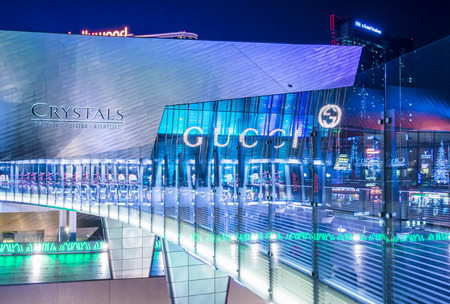 LAS VEGAS - DEC 08 : The Crystals mall in Las Vegas strip on December 08 , 2014. Crystal offers 500,000 sq ft of retail space, including gourmet restaurants, shops and galleries.のeditorial素材