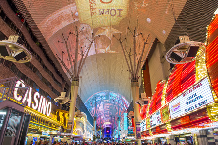 LAS VEGAS - MAY 17 : The Fremont Street Experience on May 17 , 2015 in Las Vegas, Nevada. The Fremont Street Experience is a pedestrian mall and attraction in downtown Las Vegasのeditorial素材