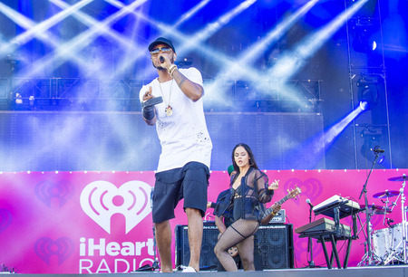LAS VEGAS - SEP 19 : Singer Trey Songz performs onstage at the 2015 iHeartRadio Music Festival at the Las Vegas Village on September 19, 2015 in Las Vegas, Nevada.のeditorial素材