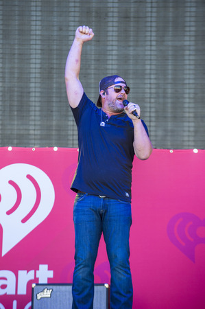 LAS VEGAS - SEP 19 : Singer/songwriter Lee Brice performs onstage at the 2015 iHeartRadio Music Festival at the Las Vegas Village on September 19, 2015 in Las Vegas, Nevada.のeditorial素材