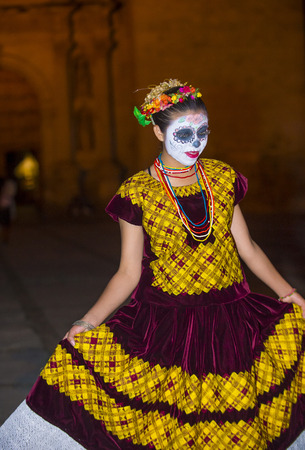 OAXACA , MEXICO - NOV 02 : Unidentified participant on a carnival of the Day of the Dead in Oaxaca, Mexico on November 02 2015. The Day of the Dead is one of the most popular holidays in Mexicoのeditorial素材