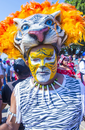 BARRANQUILLA , COLOMBIA - FEB 07 : Participant in the Barranquilla Carnival in Barranquilla , Colombia on February 07 2016. Barranquilla Carnival is one of the biggest carnival in the worldのeditorial素材