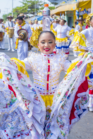 BARRANQUILLA , COLOMBIA - FEB 07 : Participants in the Barranquilla Carnival in Barranquilla , Colombia on February 07 2016. Barranquilla Carnival is one of the biggest carnival in the worldのeditorial素材