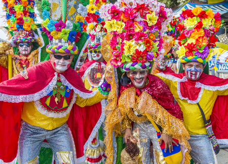 BARRANQUILLA , COLOMBIA - FEB 07 : Participants in the Barranquilla Carnival in Barranquilla , Colombia on February 07 2016. Barranquilla Carnival is one of the biggest carnival in the worldのeditorial素材