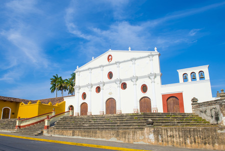 GRANADA , NICARAGUA  - MARCH 20 : The San Francisco church in Granada Nicaragua on March 20 2016. The facade of the building is neoclassical and the interior is romanticalのeditorial素材