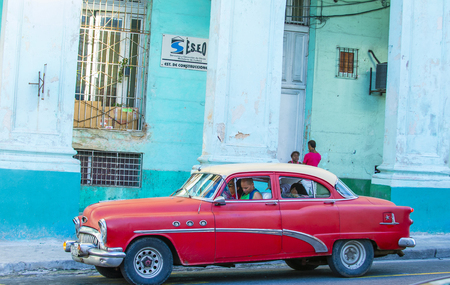 HAVANA, CUBA - JULY 18 : Old classic American car on one of Havana's streets on July 18 2016. There is nearly 60,000 vintage American cars in Cubaのeditorial素材