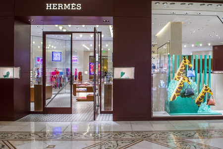 LAS VEGAS - OCT 05 : Exterior of a Hermes store in Las Vegas strip on Octomber 05 , 2016. Hermes is famous luxury brand existing since 1837.のeditorial素材