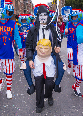 BINCHE , BELGIUM - FEB 26 : Participants in the Binche Carnival in Binche, Belgium on February 26 2017. The Binche carnival is included in a list of intangible heritage by UNESCO.のeditorial素材