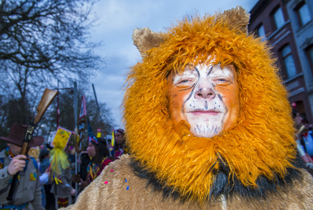 BINCHE , BELGIUM - FEB 26 : Participant in the Binche Carnival in Binche, Belgium on February 26 2017. The Binche carnival is included in a list of intangible heritage by UNESCO.のeditorial素材