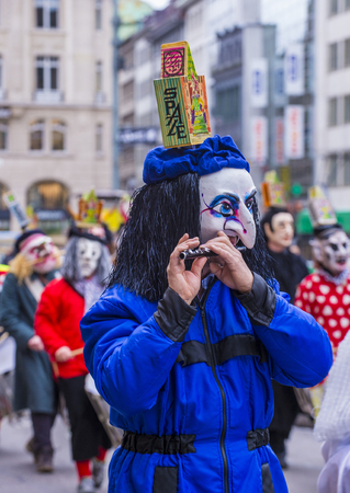 BASEL , SWITZERLAND - MARCH 08 : Participants in the Basel Carnival in Basel , Switzerland on March 08 2017. The Basel carnival has been listed as one of the top local festivities in Europeのeditorial素材