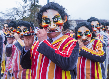 BASEL , SWITZERLAND - MARCH 08 : Participants in the Basel Carnival in Basel , Switzerland on March 08 2017. The Basel carnival has been listed as one of the top local festivities in Europeのeditorial素材