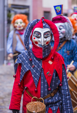 BASEL , SWITZERLAND - MARCH 08 : Participants in the Basel Carnival in Basel , Switzerland on March 08 2017. The Basel carnival has been listed as one of the top local festivities in Europeのeditorial素材