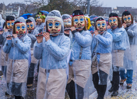 BASEL , SWITZERLAND - MARCH 08 : Participants in the Basel Carnival in Basel , Switzerland on March 08 2017. The Basel carnival has been listed as one of the top local festivities in Europeのeditorial素材