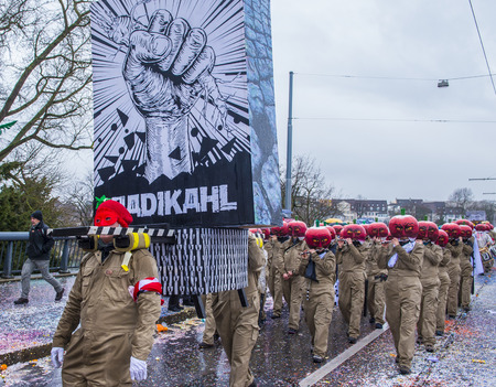 BASEL , SWITZERLAND - MARCH 08 : Participants in the Basel Carnival in Basel , Switzerland on March 08 2017. The Basel carnival has been listed as one of the top local festivities in Europeのeditorial素材