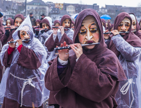BASEL , SWITZERLAND - MARCH 08 : Participants in the Basel Carnival in Basel , Switzerland on March 08 2017. The Basel carnival has been listed as one of the top local festivities in Europeのeditorial素材