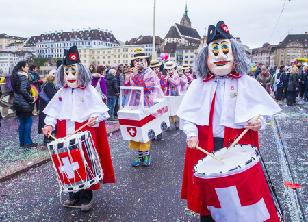 BASEL , SWITZERLAND - MARCH 08 : Participants in the Basel Carnival in Basel , Switzerland on March 08 2017. The Basel carnival has been listed as one of the top local festivities in Europeのeditorial素材