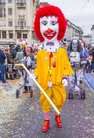 BASEL , SWITZERLAND - MARCH 08 : Participants in the Basel Carnival in Basel , Switzerland on March 08 2017. The Basel carnival has been listed as one of the top local festivities in Europeのeditorial素材