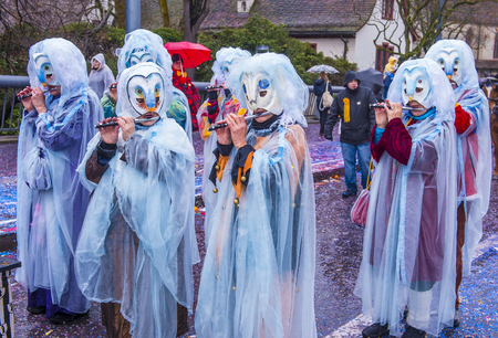 BASEL , SWITZERLAND - MARCH 08 : Participants in the Basel Carnival in Basel , Switzerland on March 08 2017. The Basel carnival has been listed as one of the top local festivities in Europeのeditorial素材