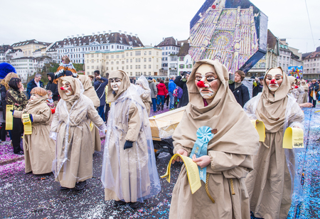 BASEL , SWITZERLAND - MARCH 08 : Participants in the Basel Carnival in Basel , Switzerland on March 08 2017. The Basel carnival has been listed as one of the top local festivities in Europeのeditorial素材