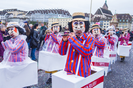 BASEL , SWITZERLAND - MARCH 08 : Participants in the Basel Carnival in Basel , Switzerland on March 08 2017. The Basel carnival has been listed as one of the top local festivities in Europeのeditorial素材