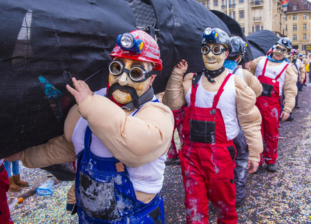 BASEL , SWITZERLAND - MARCH 08 : Participants in the Basel Carnival in Basel , Switzerland on March 08 2017. The Basel carnival has been listed as one of the top local festivities in Europeのeditorial素材