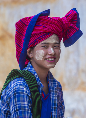 INLE LAKE , MYANMAR - SEP 07 : Portrait of Intha tribe woman in Inle lake Myanmar on September 07 2017  The Intha people live along the Inle lake shores and on the lake itselfのeditorial素材
