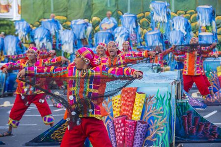 MANILA , PHILIPPINES - APRIL 27 :Participants in the Aliwan fiesta in Manila Philippines on April 27 2018. Aliwan Fiesta is an annual event that gathers different cultural festivals of the Philippinesのeditorial素材