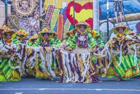 MANILA , PHILIPPINES - APRIL 27 :Participants in the Aliwan fiesta in Manila Philippines on April 27 2018. Aliwan Fiesta is an annual event that gathers different cultural festivals of the Philippinesのeditorial素材
