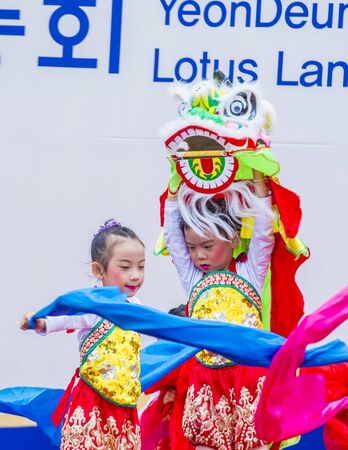 SEOUL - MAY 10 : Participants in a Culture Performance during Lotus Lantern Festival in Seoul , Korea on May 10 2018  The festival is a celebration of the birth of Buddhaのeditorial素材