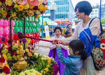 SEOUL - MAY 11 : Bathing of Buddha ceremony during Lotus Lantern Festival in Seoul , Korea on May 11 2018  The festival is a celebration of the birth of Buddhaのeditorial素材