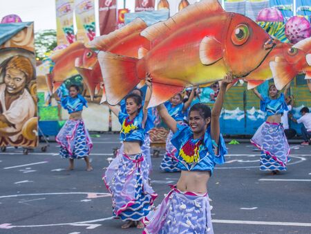 MANILA , PHILIPPINES - APRIL 27 :Participants in the Aliwan fiesta in Manila Philippines on April 27 2018. Aliwan Fiesta is an annual event that gathers different cultural festivals of the Philippinesのeditorial素材