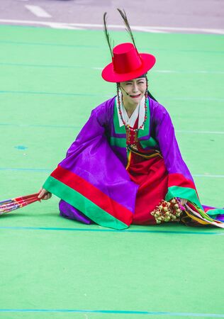 SEOUL - MAY 10 : Participant in a Culture Performance during Lotus Lantern Festival in Seoul , Korea on May 10 2018  The festival is a celebration of the birth of Buddhaのeditorial素材