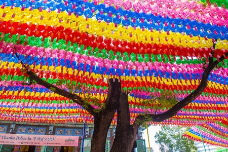 SEOUL - MAY 11 : Colorful lantern decoration at Jogyesa Temple during the Lotus Lantern Festival in Seoul Korea on May 11 2018. The festival is a celebration of the birth of Buddhaのeditorial素材