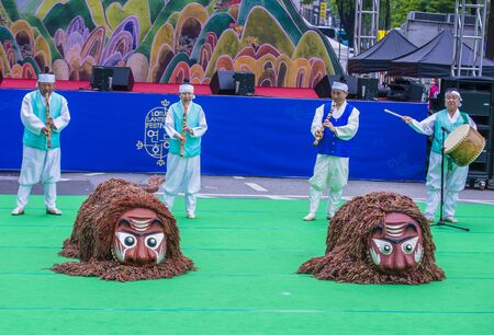 SEOUL - MAY 10 : Participants in a Culture Performance during Lotus Lantern Festival in Seoul , Korea on May 10 2018  The festival is a celebration of the birth of Buddhaのeditorial素材