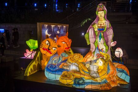 SEOUL - MAY 11 : Colorful lantern decoration at cheonggyecheon stream during the Lotus Lantern Festival in Seoul Korea on May 11 2018. The festival is a celebration of the birth of Buddhaのeditorial素材
