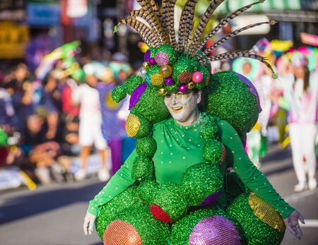 TOKYO - AUG 25 : Participant in the Asakusa samba carnival in Tokyo Japan on August 25 2018. The Asakusa samba carnival is the largest of its kind in the northern hemisphere.のeditorial素材