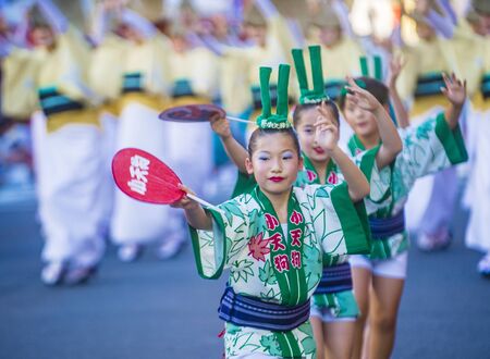 TOKYO - AUG 26 : Participants in the Awa Odori festival in Tokyo, Japan on August 26 2018. Awa Odori is the largest dance festival in Japanのeditorial素材