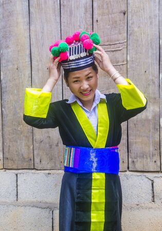 BAM NA OUAN , LAOS - AUG 13 : Girl from the Hmong Minority in Bam Na Ouan village Laos on August 13 2018. The Hmong minority is one of the 49 ethnic groups of Laosのeditorial素材