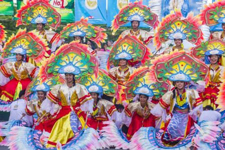 MANILA , PHILIPPINES - APRIL 27 :Participants in the Aliwan fiesta in Manila Philippines on April 27 2018. Aliwan Fiesta is an annual event that gathers different cultural festivals of the Philippinesのeditorial素材