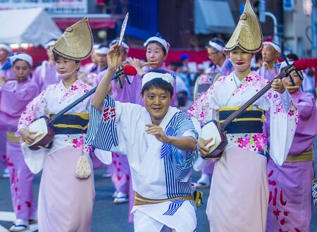 TOKYO - AUG 26 : Participants in the Awa Odori festival in Tokyo, Japan on August 26 2018. Awa Odori is the largest dance festival in Japanのeditorial素材