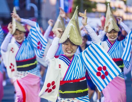 TOKYO - AUG 26 : Participants in the Awa Odori festival in Tokyo, Japan on August 26 2018. Awa Odori is the largest dance festival in Japanのeditorial素材