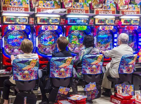 TOKYO - MAY 20 : A pachinko parlor in Tokyo Japan on May 20 2018. Pachinko is a type of mechanical game originating in Japanのeditorial素材